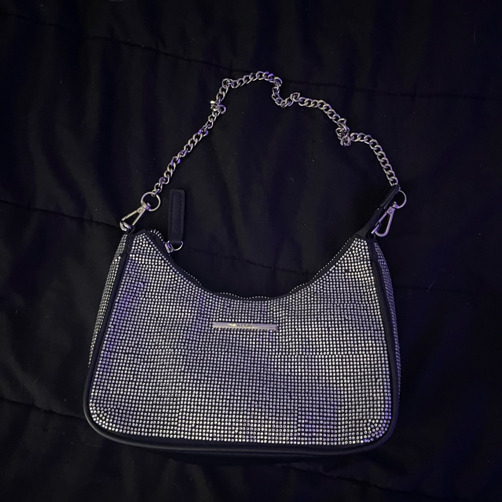 Elegant Silver Chain Shoulder Bag
